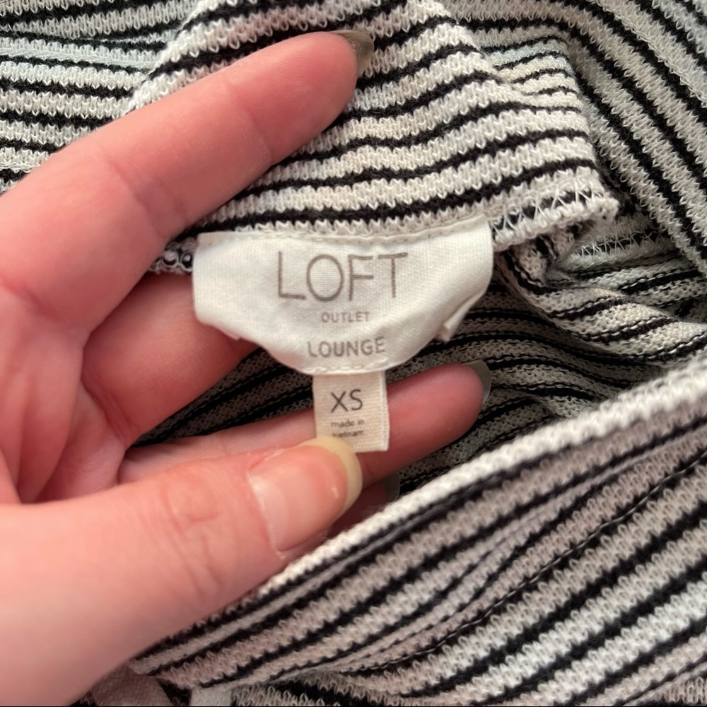 striped pullover - Picture 4 of 4